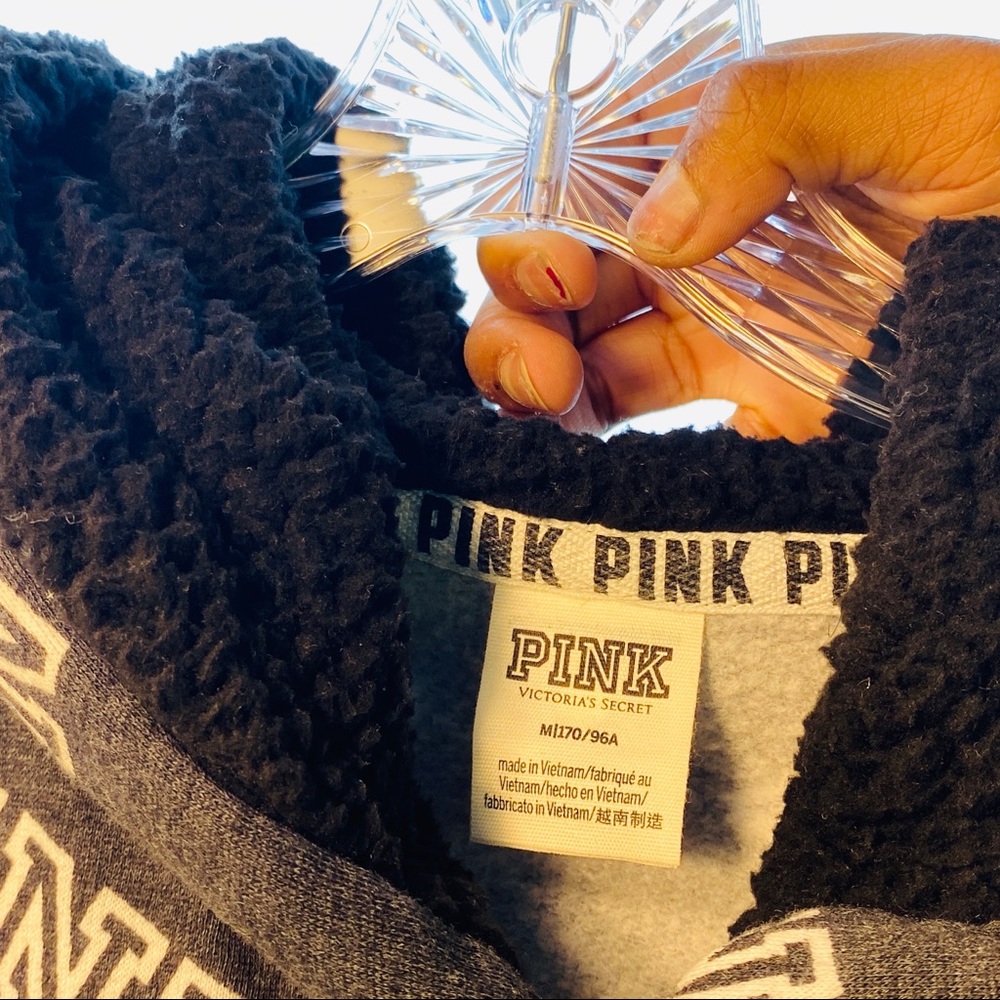 PINK Victoria’s Secret Logo Sherpa Hood Hoodie - Picture 3 of 3